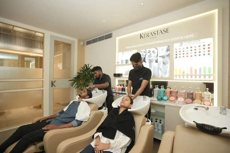 Looks Salon – Best Unisex Salon in Ranchi