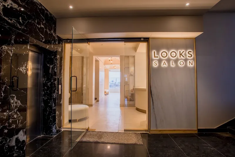 Looks Salon – Best Unisex Salon in Ranchi