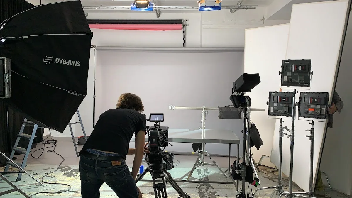 Studio Chérie - Rental studio in Berlin, Photo Studio & Production