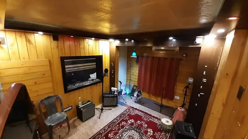 Jam 52 Recording & Rehearsal Studio