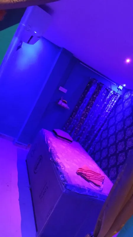 Twinkle Unisex Salon and Spa