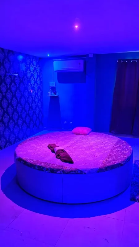 Twinkle Unisex Salon and Spa