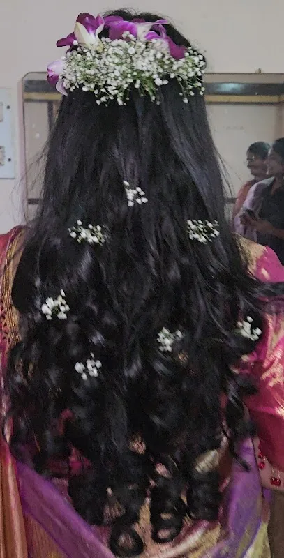 Om Make-up & Mehandi Rangoli Artist