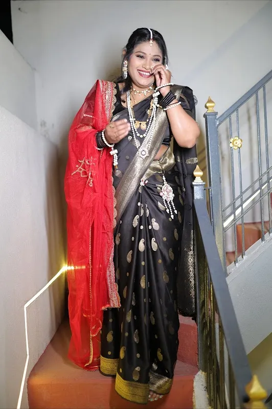 Om Make-up & Mehandi Rangoli Artist