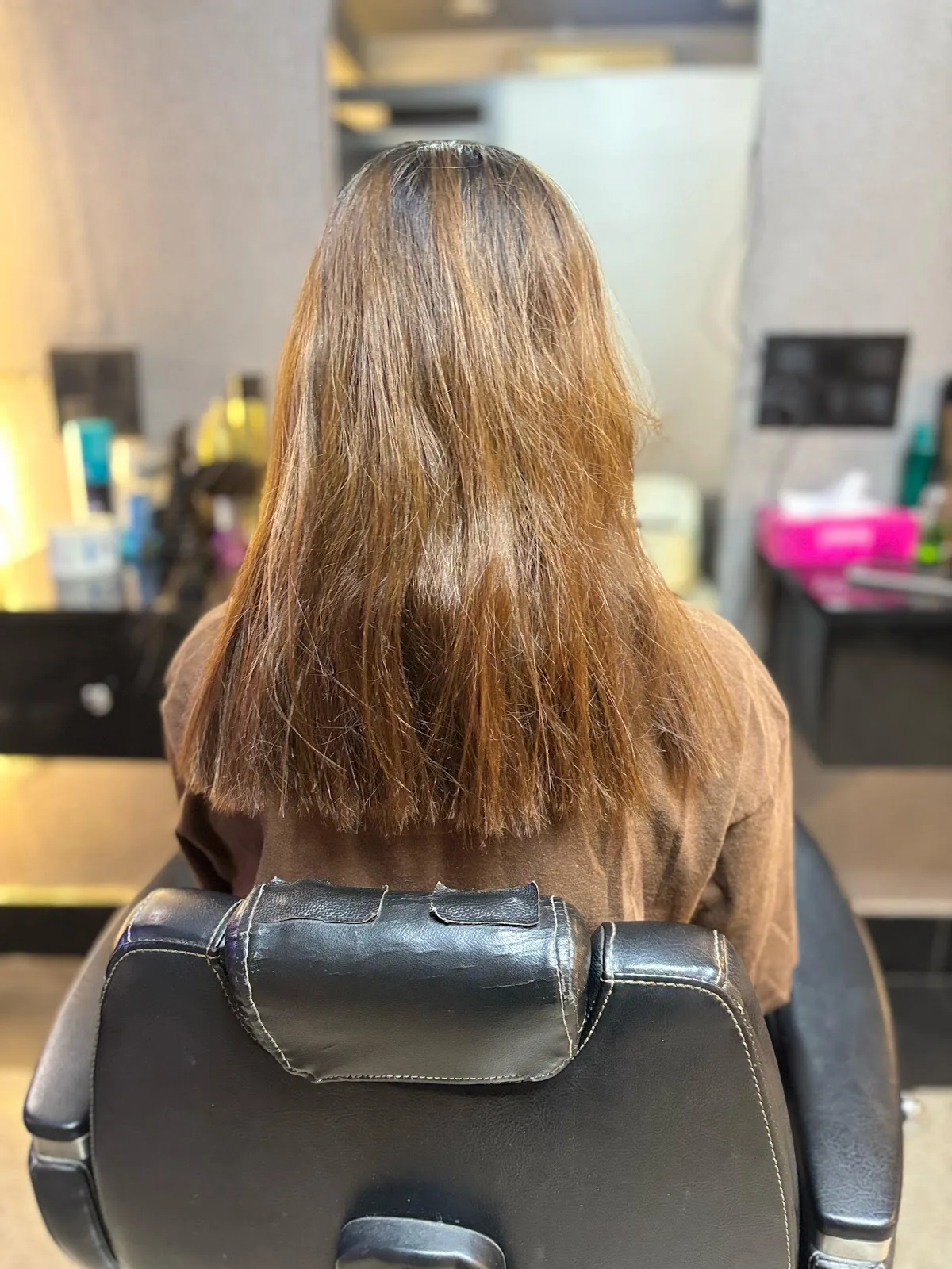 Cut N Looks Unisex Salon|| Best Salon in Ramphal Chowk || Best Makeup Studio in Dwarka||