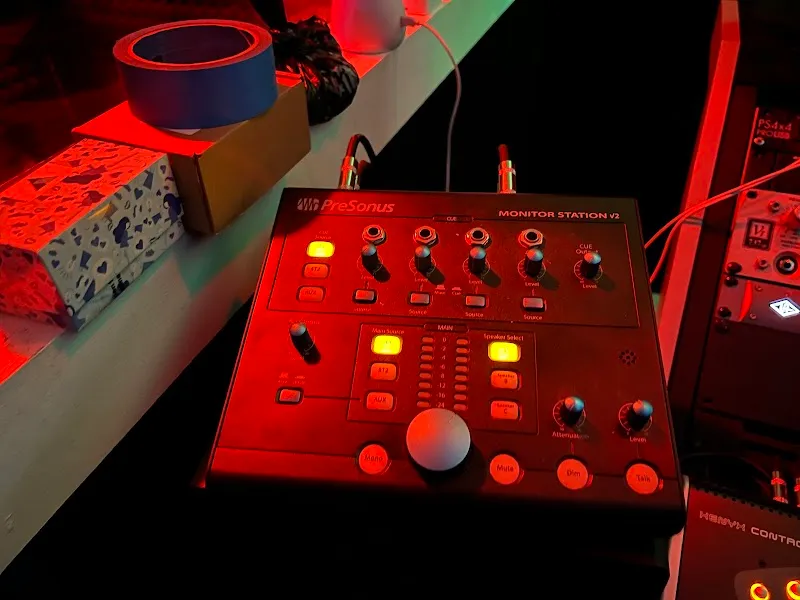 25 8 Studios