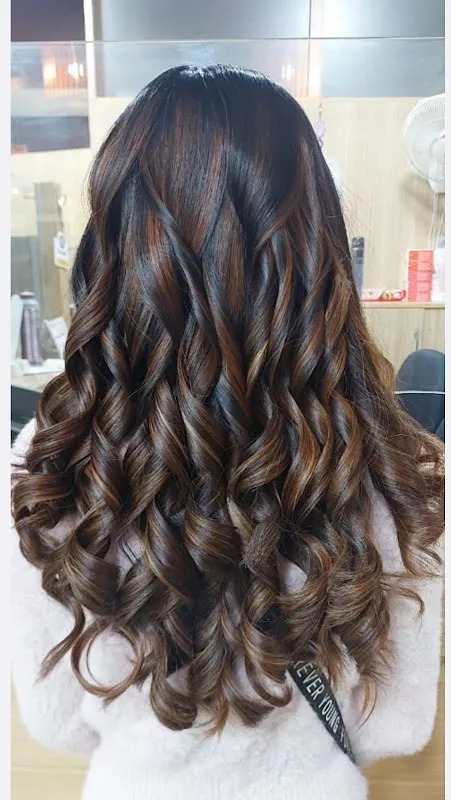 Salon Perimeter Chamrajpet
