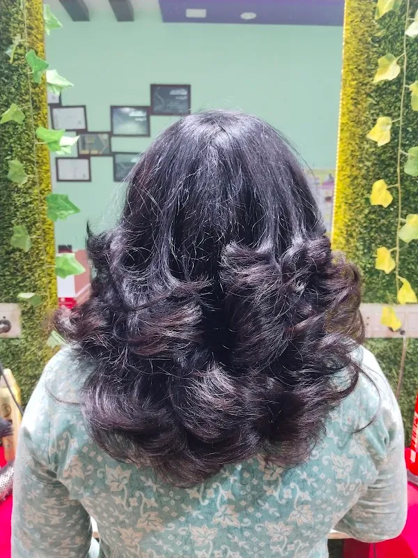 Jivas Family Salon (Banty Shelke)
