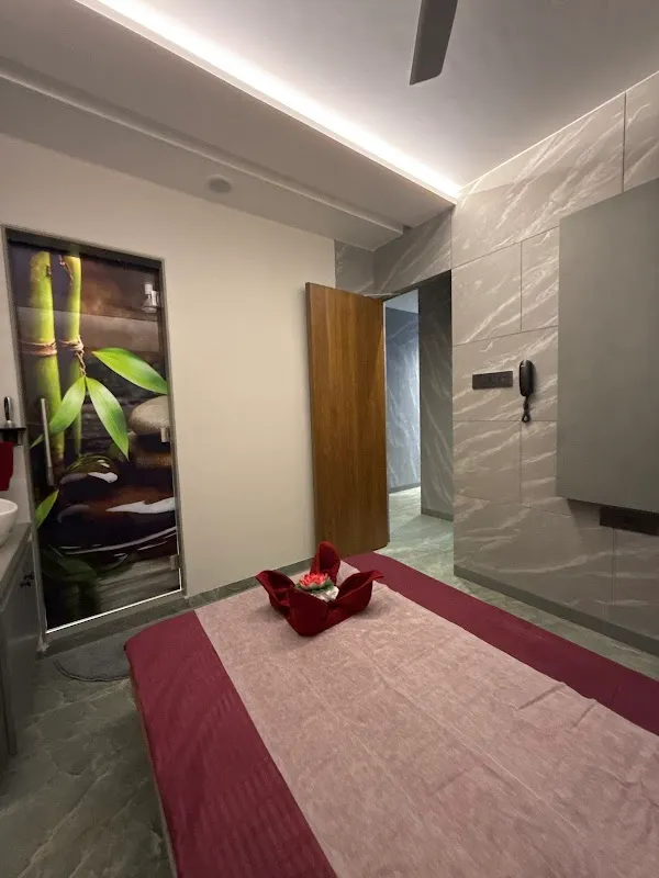 Aura Spa