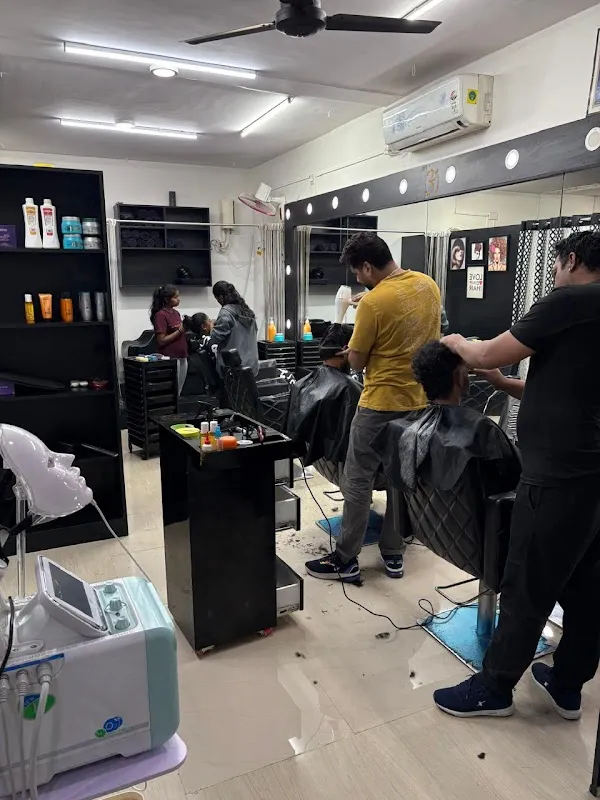 Fame Unisex Salon and Academy