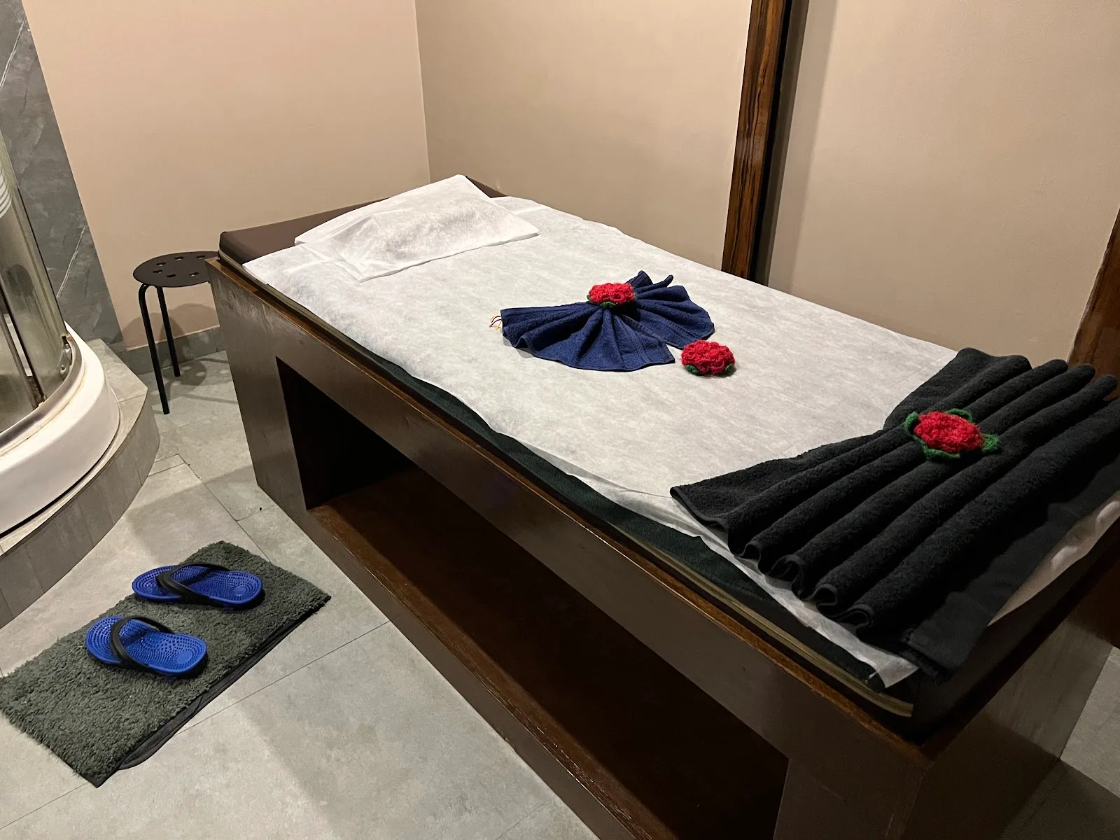 Eden Aisle Spa Wakad