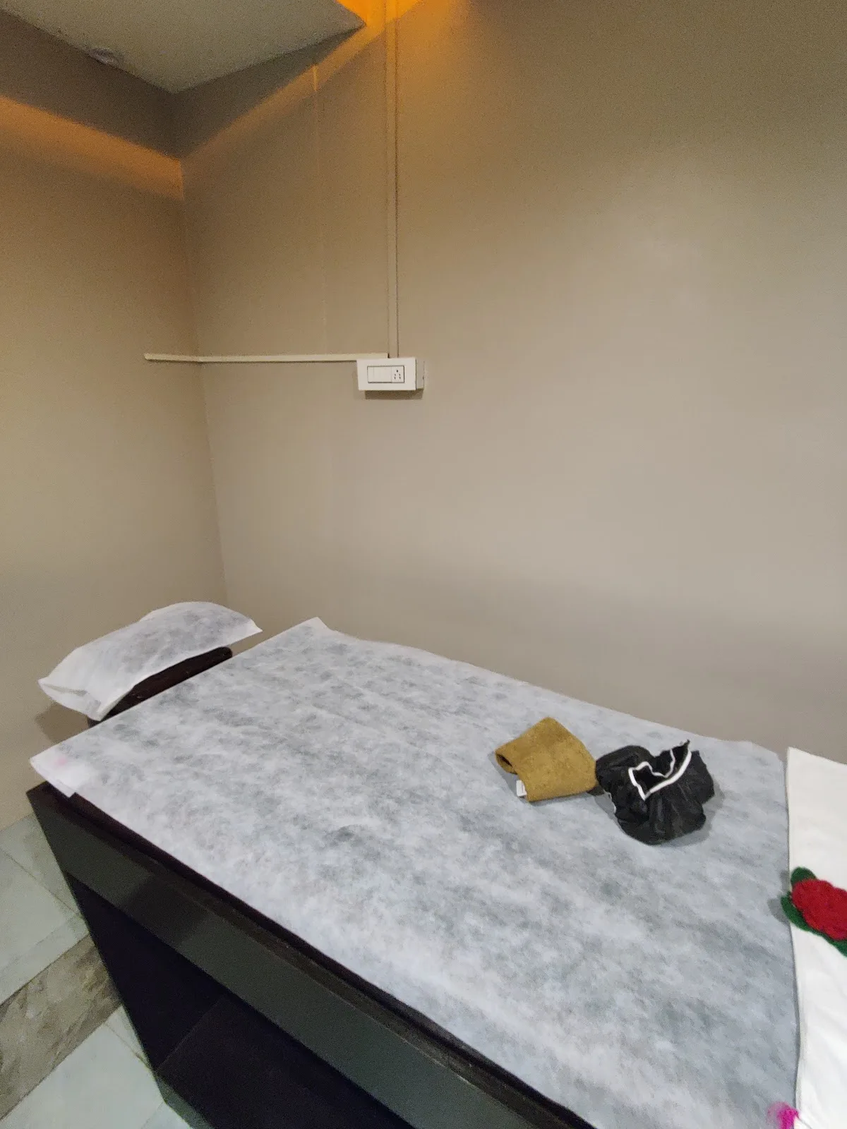 Eden Aisle Spa Wakad