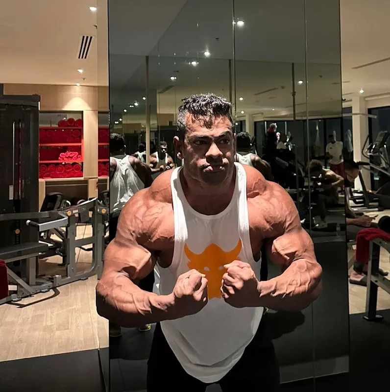 Pumping Iron Gym