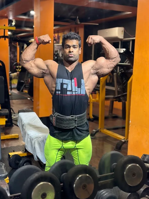 Pumping Iron Gym