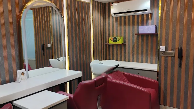 Hair Candy Luxury Salon Pitampura