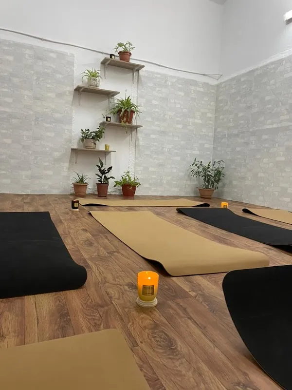 You Yoga Studio / Centre De Yoga Pour Des Cours De Yoga Alger/