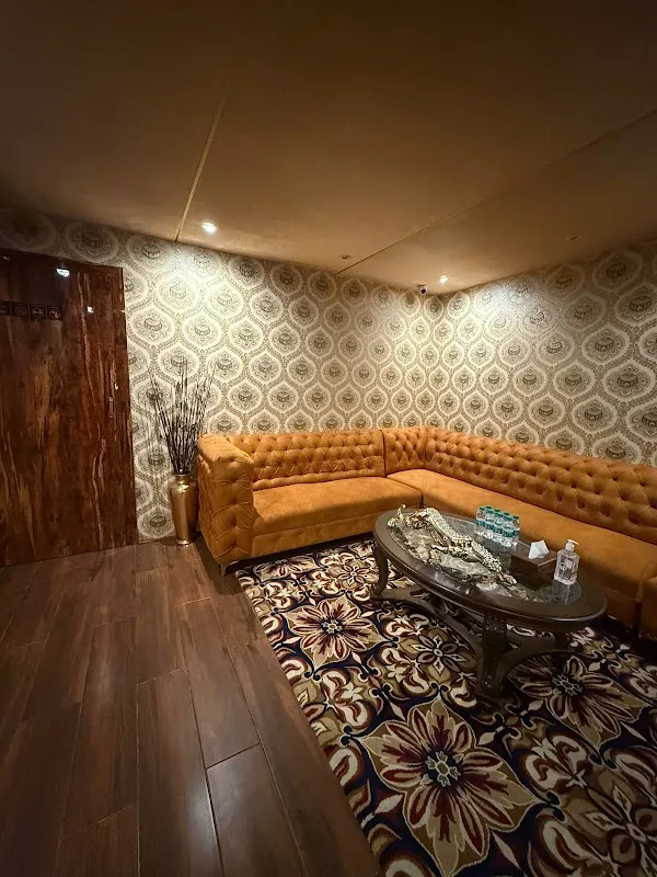 New Era International Spa