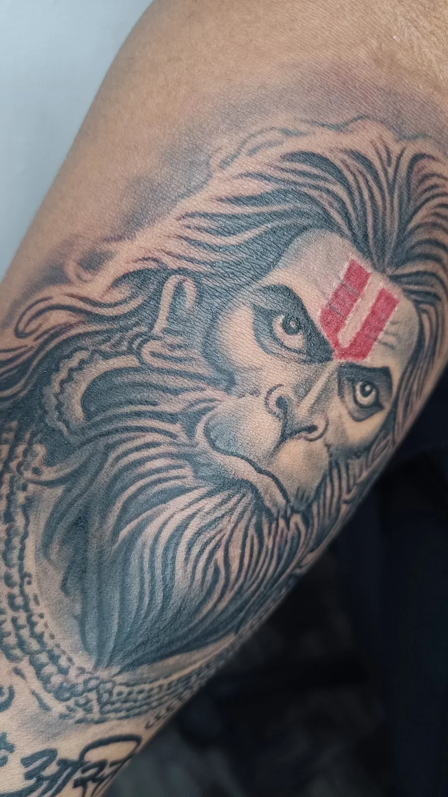 Gems Tattoo Studio / Best Portrait Tattoo studio Vadodara