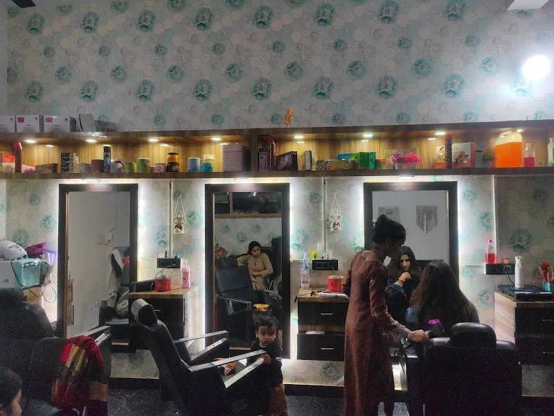 Mamta Boutique and parlour