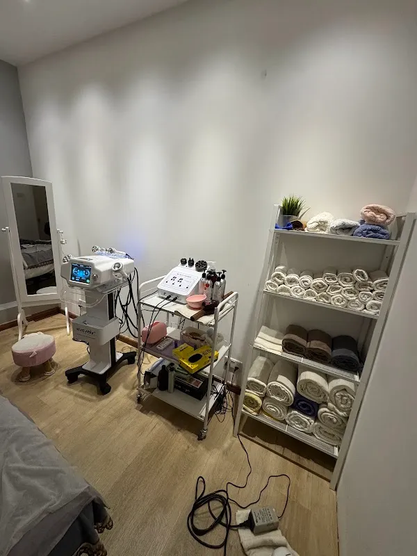 Issime Beauty Studio