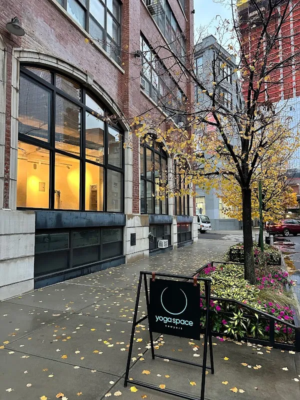 Yoga Space LIC