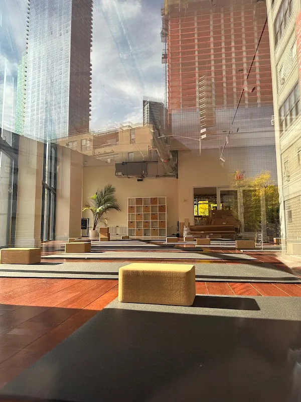 Yoga Space LIC