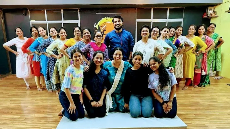 VJ's Dance & Art Studio