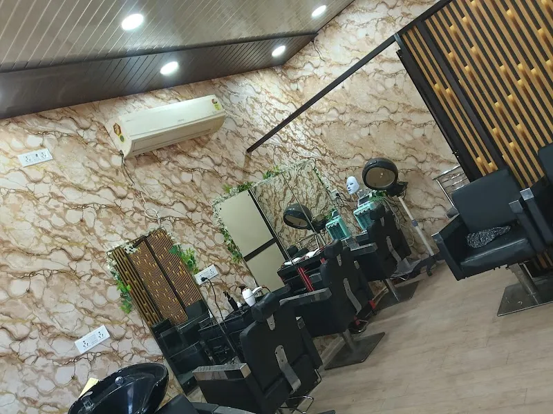 Chrome and comb unisex salon