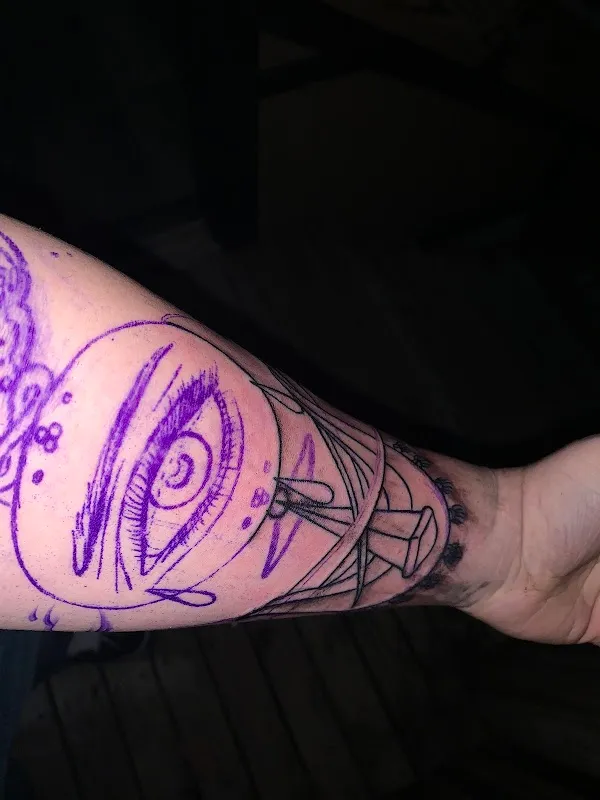Big Iron Tattoo & Piercing