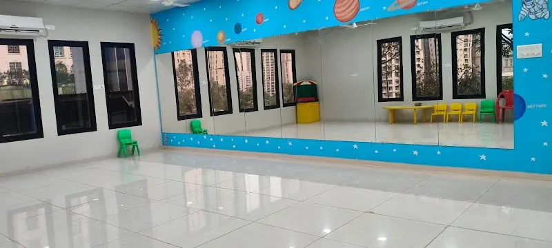 5 Billion Dance Studio