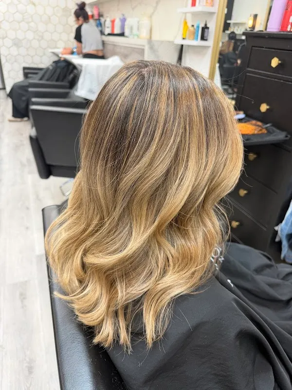 Lemon Honey Salon