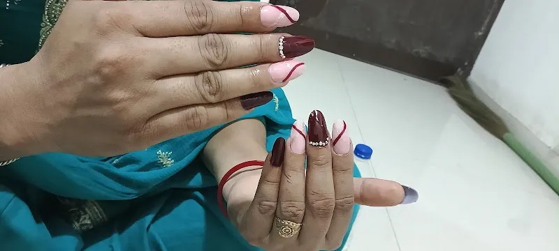Decent Beauty Salon & Academy