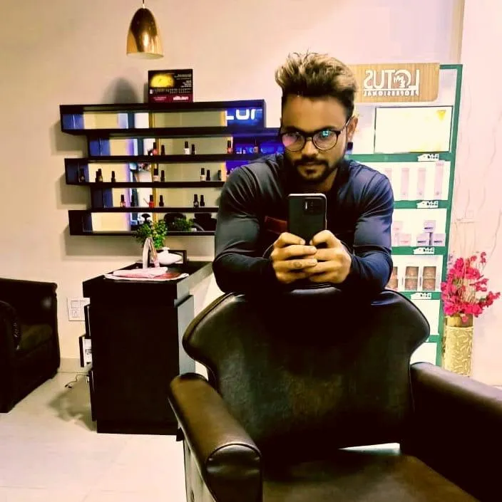 RB Salon the Family: Best Salon In Howrah