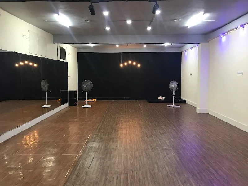 DanceWorld Studio