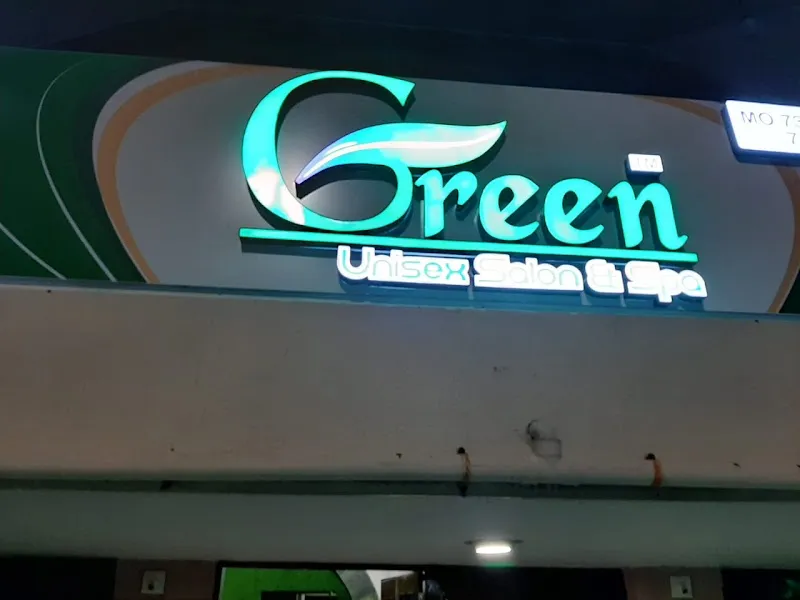 Green Unisex Salon Spa