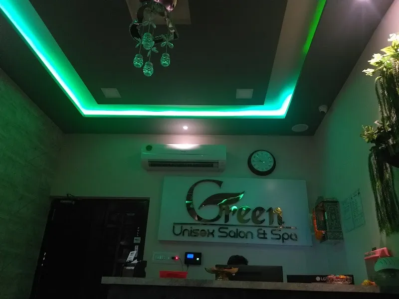 Green Unisex Salon Spa