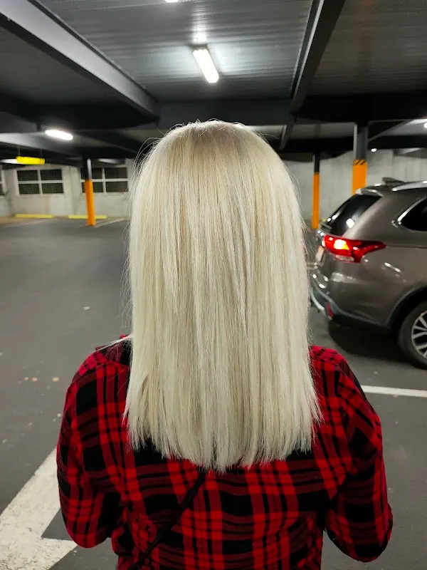 Daly Salon