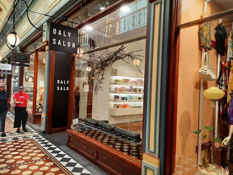 Daly Salon