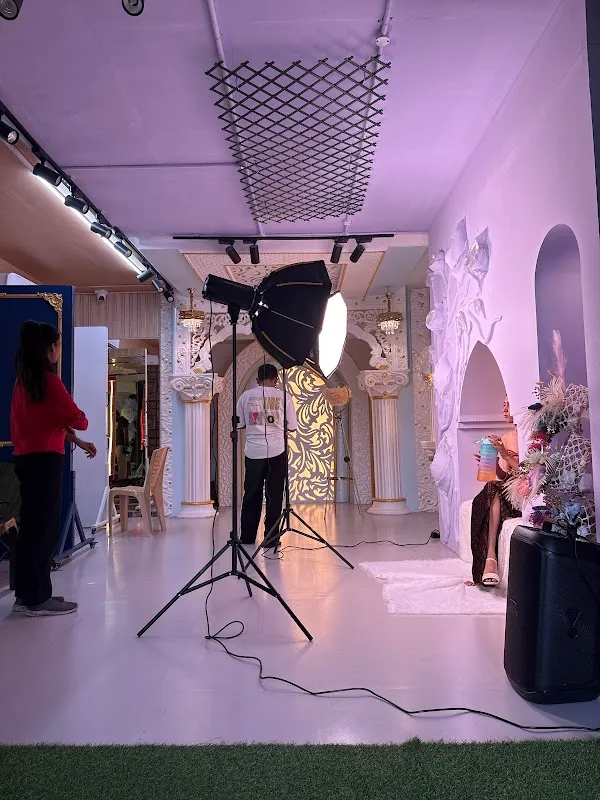 TRIDENT STUDIO & DANCE ACADEMY