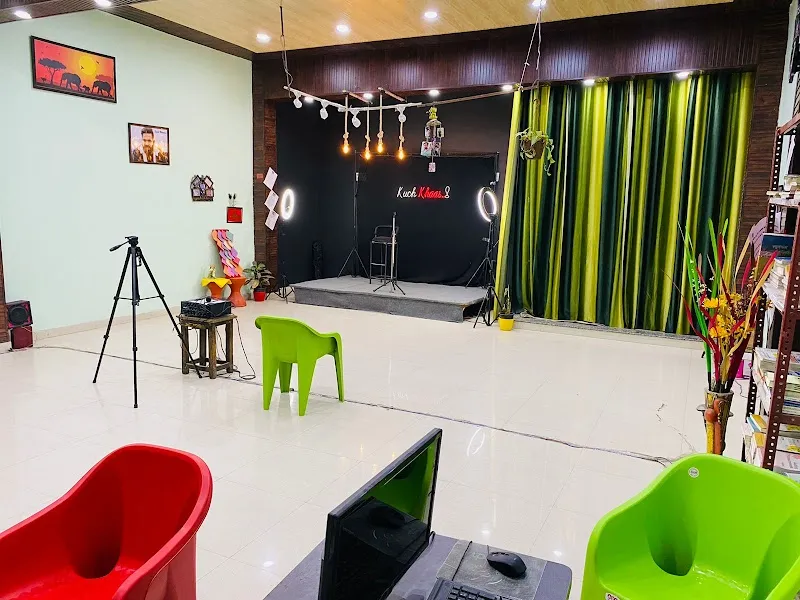 Kuch khaas studio
