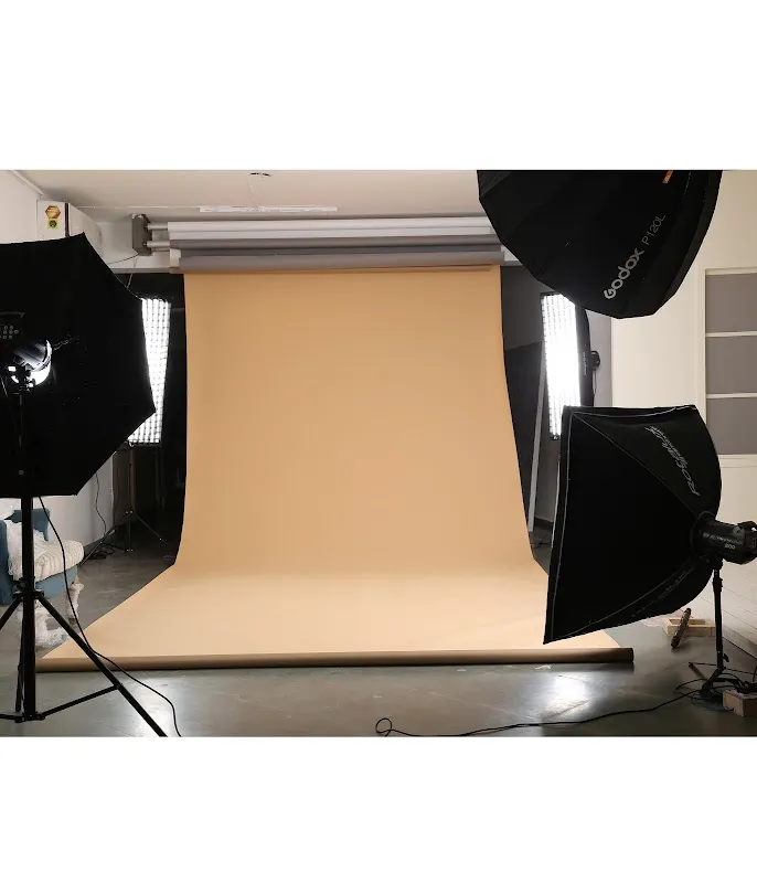Metro Studio - Fashion Photography Studio , Production and Photography Studio on Rent