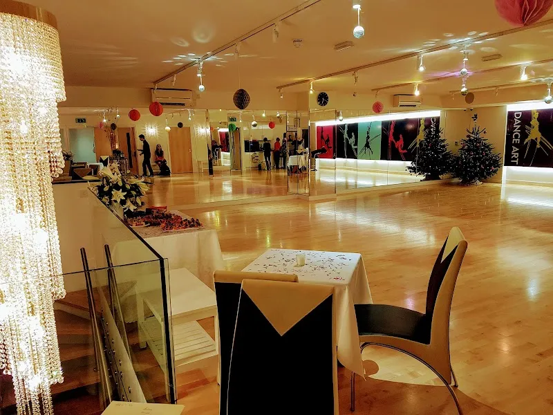 Dance Art Studios
