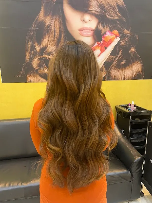Deep Unisex Salon
