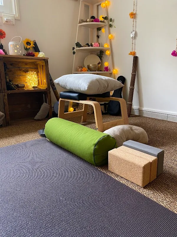 Mlk Yoga Marie Laure K