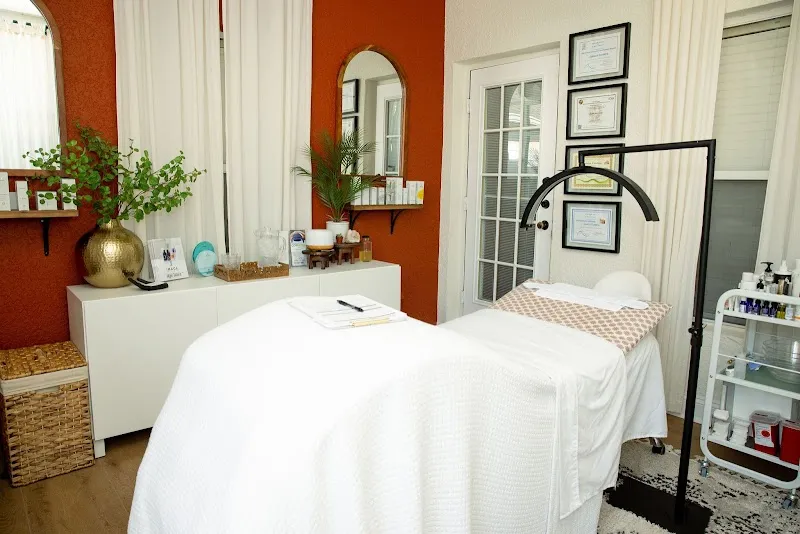 Ladies Lounge Spa