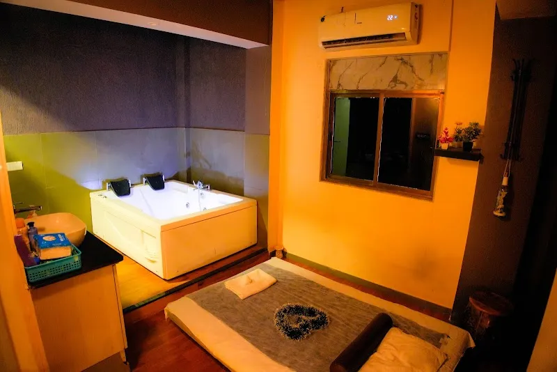 Oceanic Spa In Lower Parel
