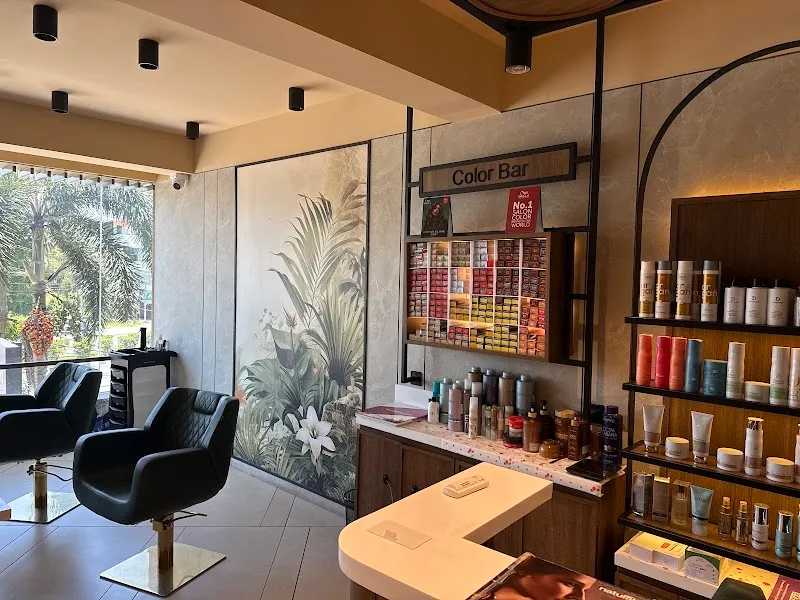 Naturals Signature Salon