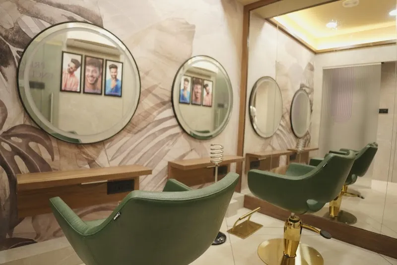 Naturals Signature Salon