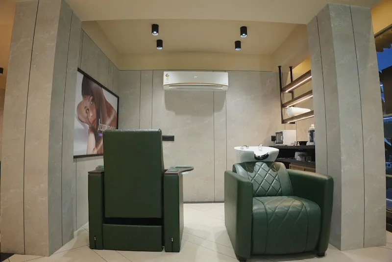 Naturals Signature Salon