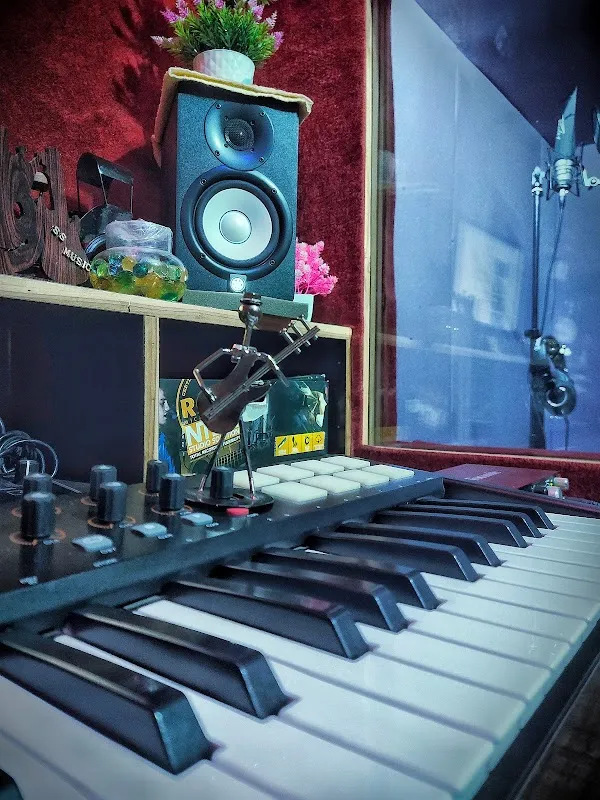 Ss music studio